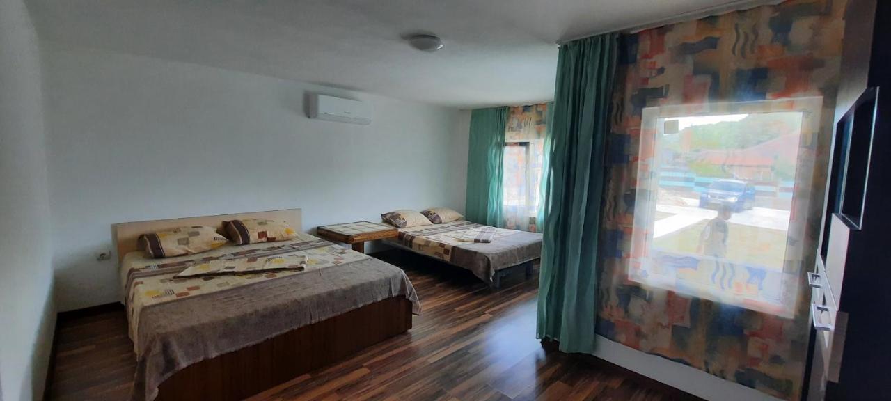 Hotel Telteu Florian Dubova Zewnętrze zdjęcie